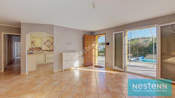 Maison Istres, plain-pied, type 5, 4 chambres, jardin, piscine, garage, proche centre ville