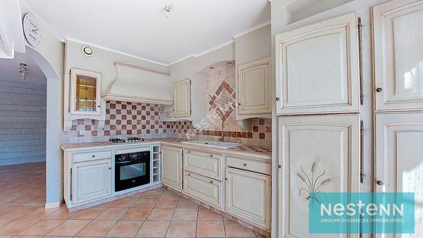 Maison Istres, plain-pied, type 5, 4 chambres, jardin, piscine, garage, proche centre ville