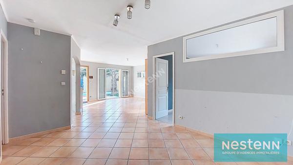 Maison Istres, plain-pied, type 5, 4 chambres, jardin, piscine, garage, proche centre ville