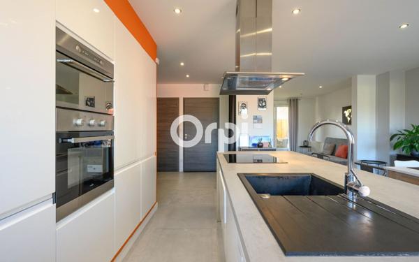 Appartement à vendre    3 pièces • 64 m2 Hazebrouck