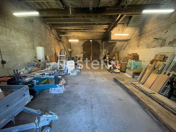 Maison 130m² + 130m² de local Septemes Les Vallons 4 pièces - 3 chambres - jardin - centre ville -