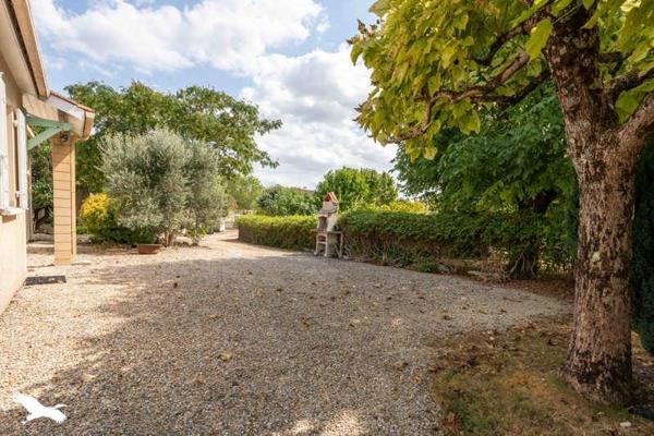 Maison à vendre |  Barbezieux-Saint-Hilaire |  5 pièces | 115 m²