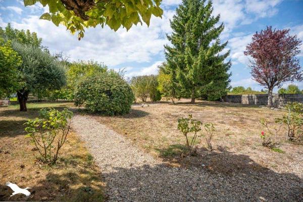 Maison à vendre |  Barbezieux-Saint-Hilaire |  5 pièces | 115 m²