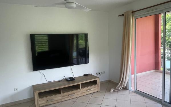 Appartement à louer    3 pièces •  Les Abymes