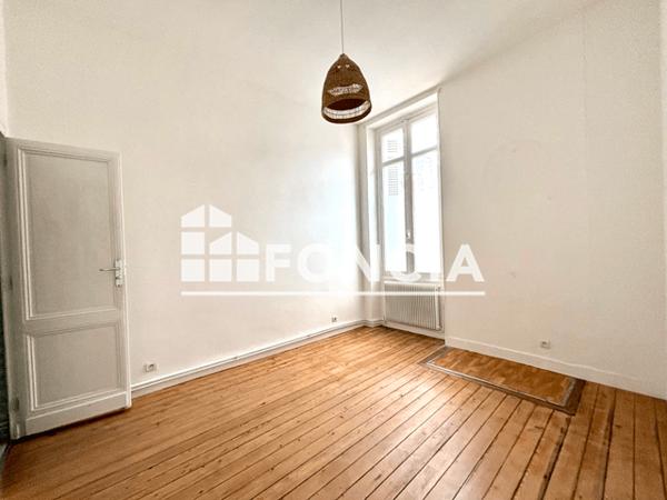 Location Appartement 4 pièces 77.73 m² - 10 COURS JOURNU AUBER Bordeaux 33000