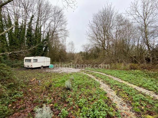 Terrain à vendre de 4 106,00 m² LIESSE NOTRE DAME (02)