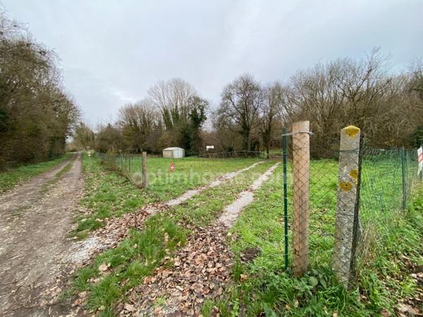 Terrain à vendre de 4 106,00 m² LIESSE NOTRE DAME (02)