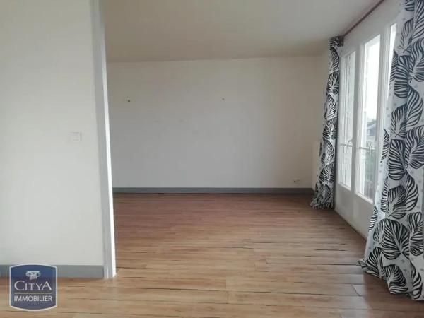 Appartement à louer 2 pièces 55.59m² Le Mans (72000)