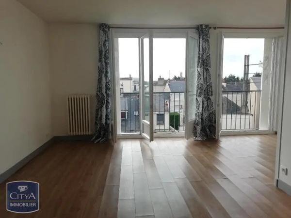 Appartement à louer 2 pièces 55.59m² Le Mans (72000)