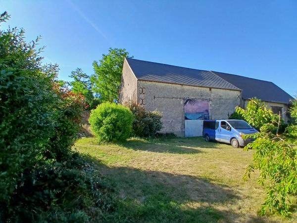 Vente                                                      Maison de village
                        
                     6 pièces                      246 m2                     à Janville-en-Beauce