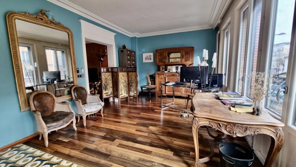 Appartement 4 pièces - 110 m² Exclusivité efficity