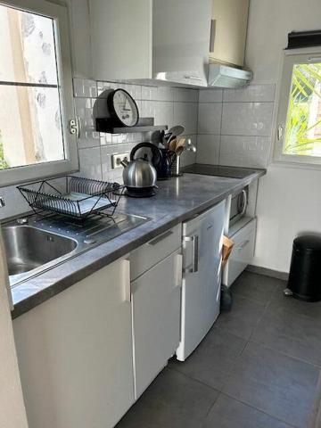 Appartement à louer  1 pièce •  Ollioules