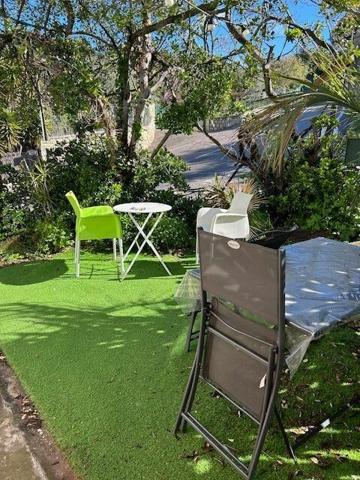 Appartement à louer  1 pièce •  Ollioules