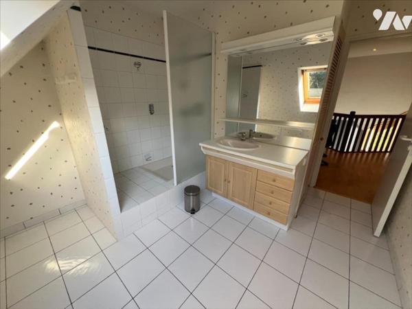 MAISON D'ARCHITECTE 5 PIECES 180m²