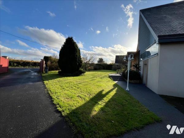 MAISON D'ARCHITECTE 5 PIECES 180m²