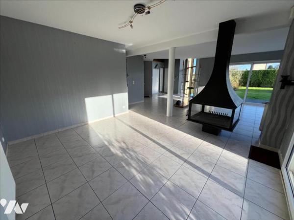 MAISON D'ARCHITECTE 5 PIECES 180m²