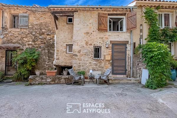 Maison de village en duplex avec vue mer à Magagnosc