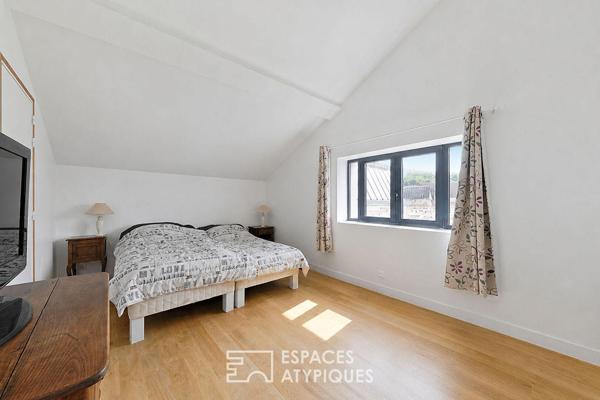 Esprit factory et volumes spectaculaires pour ce loft avec jardin privatif