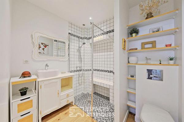 Esprit factory et volumes spectaculaires pour ce loft avec jardin privatif