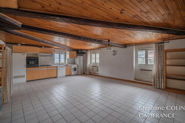 Dpt Isère (38), à vendre TULLINS appartement T4 de 90 m² + combles
