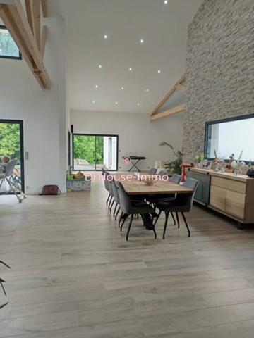 Maison à vendre 6 pièces de 249 m²