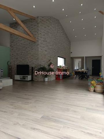 Maison à vendre 6 pièces de 249 m²
