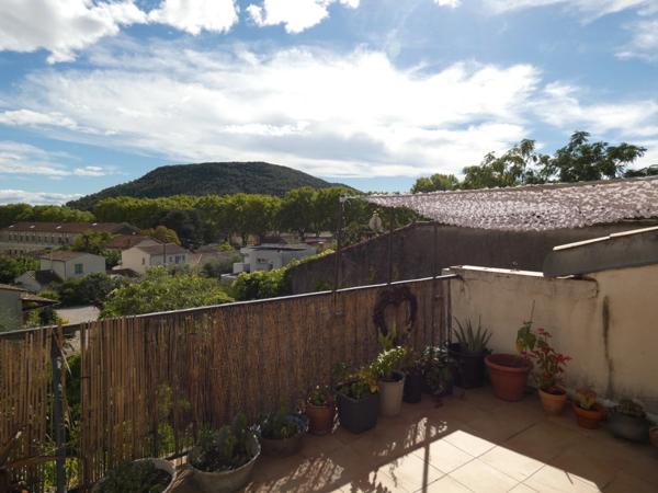 Appartement T3 au 2° étage