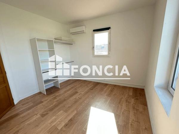 Location Appartement 2 pièces 45.05 m² - 11 TRAVERSE DE POMEGUES Marseille 13008