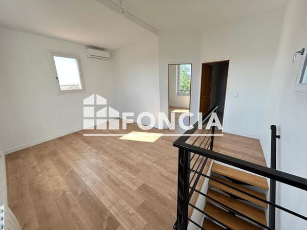 Location Appartement 2 pièces 45.05 m² - 11 TRAVERSE DE POMEGUES Marseille 13008
