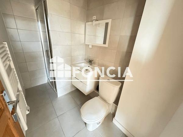 Location Appartement 2 pièces 45.05 m² - 11 TRAVERSE DE POMEGUES Marseille 13008