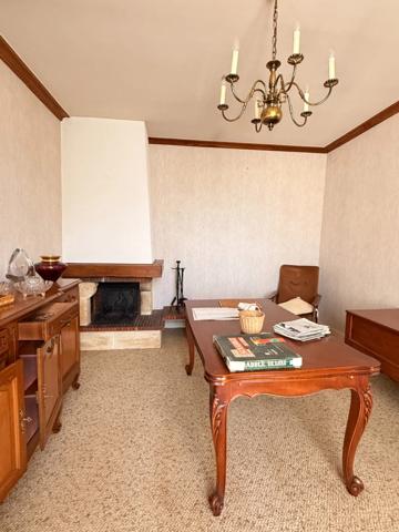 EN EXCLUSIVITE ! Maison en pierre de 136m², 2 garages sur terrain de 950m² 77 000 €