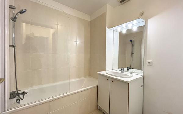 Appartement à louer    1 pièce •  Villers-Saint-Barthélemy