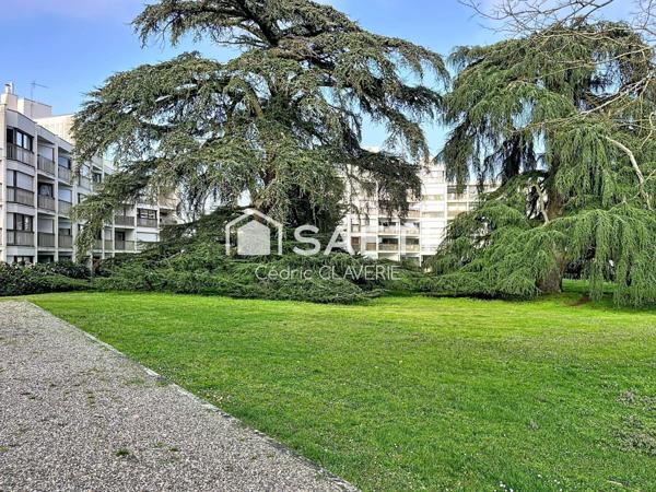 Calme, lumineux, proche des grandes écoles et facultés