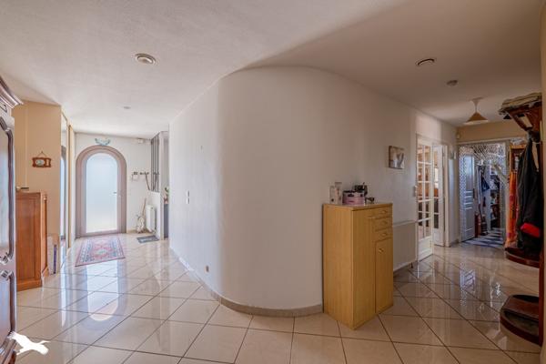 Maison à vendre |  Artigues-près-Bordeaux |  4 pièces | 144 m²