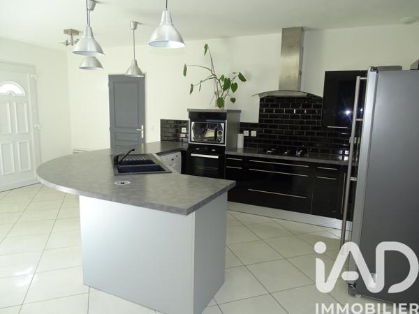 Maison à vendre 4 pièces 105 m² Cambes