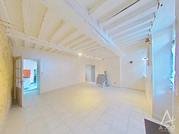 Authentique maison en pierre du XIX? siècle – 140 m² – 4 chambres – Terrasse au calme – Thaon