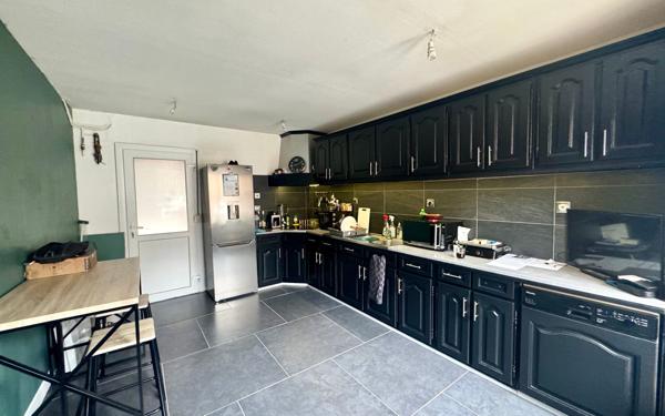 Maison à vendre    4 pièces •  Saint-Quentin