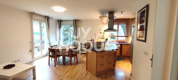 CHARMANT 2 PIECES MEUBLÉ AVEC TERRASSE