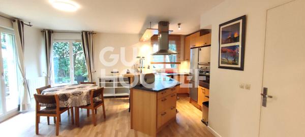 CHARMANT 2 PIECES MEUBLÉ AVEC TERRASSE