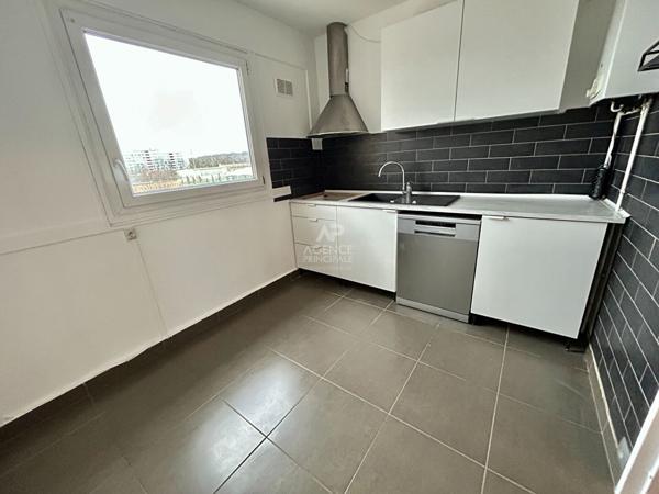 Appartement Poissy 3 pièces 71 m2 €239 000 ** - Référence 9022