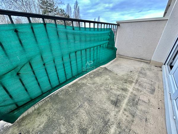 Appartement Poissy 3 pièces 71 m2 €239 000 ** - Référence 9022