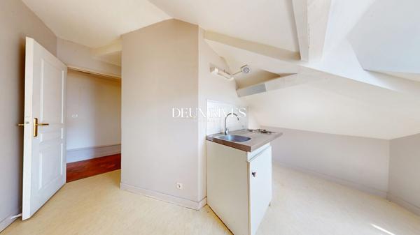 Très bel emplacement pour cet appartement à rénover