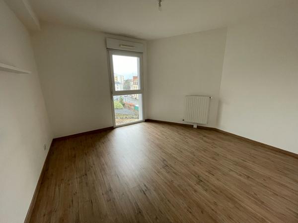 Appartement 3 pièces – 68 m² environ à Rennes Saint-Hélier (ref : 32786)