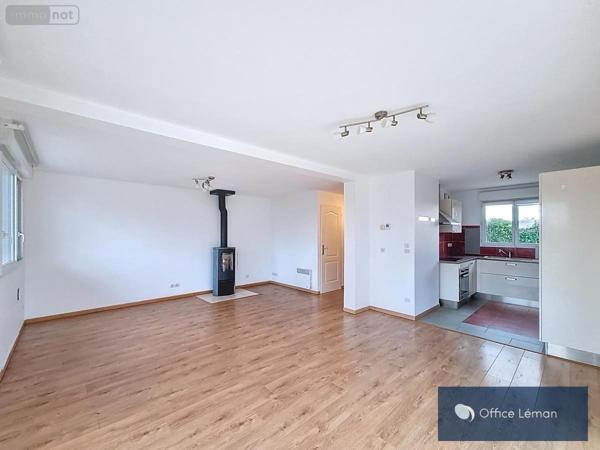 Maison à vendre à Prévessin-Moëns dans l'Ain (01280), ref : 01047-752