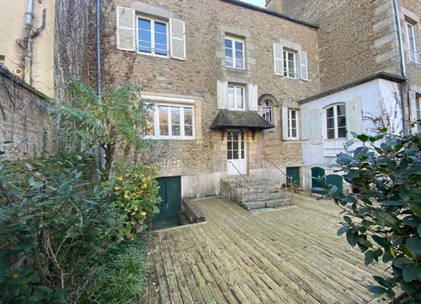 Maison à vendre    6 pièces •  Alençon