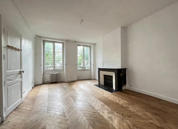 Maison à vendre    6 pièces •  Alençon