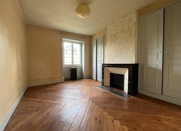 Maison à vendre    6 pièces •  Alençon