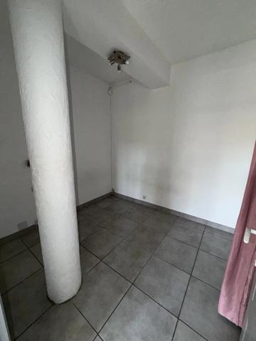 Location Appartement 1 pièces 33 m2 à Salon-de-Provence