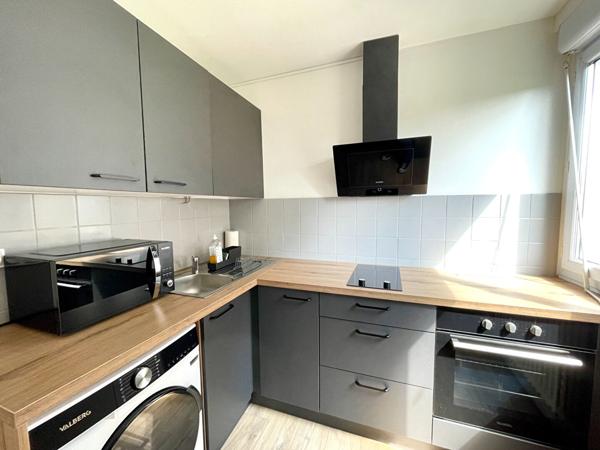 Appartement T4 meublé à Laval 65.52 m2