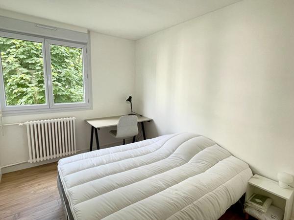 Appartement T4 meublé à Laval 65.52 m2